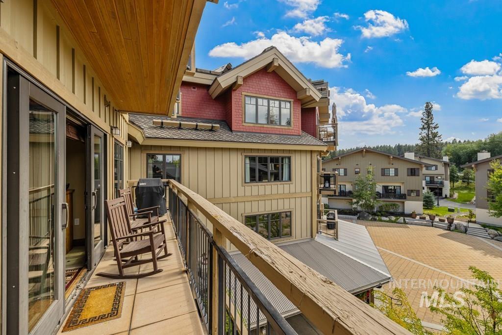 With southern exposure and a view of the Courtyard and the fountain.