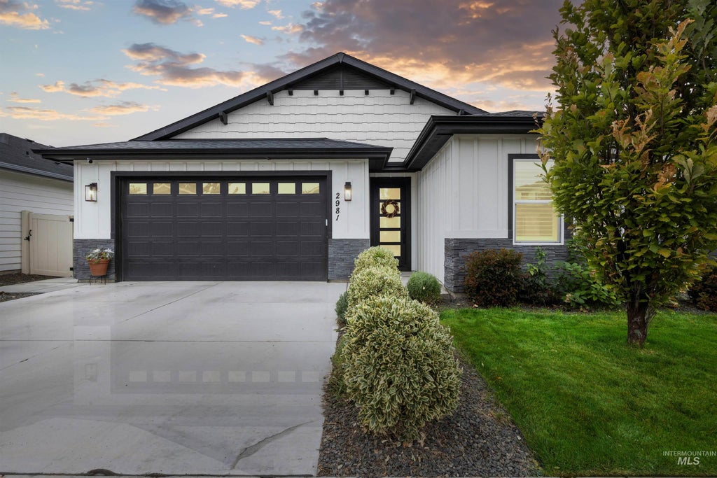 Photo of 2981 E Diorite St, Nampa, ID 83686 (MLS # 98999993)