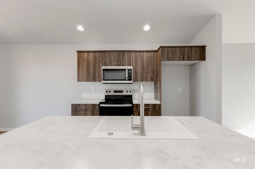 Photo of 3408 E Red Maple Ct, Nampa, ID 83686 (MLS # 98967103)