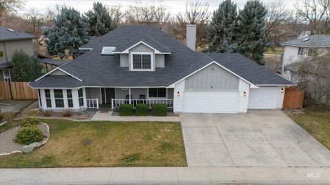 Photo of 11667 W Arlen Ct, Boise, ID 83713 (MLS # 98975858)