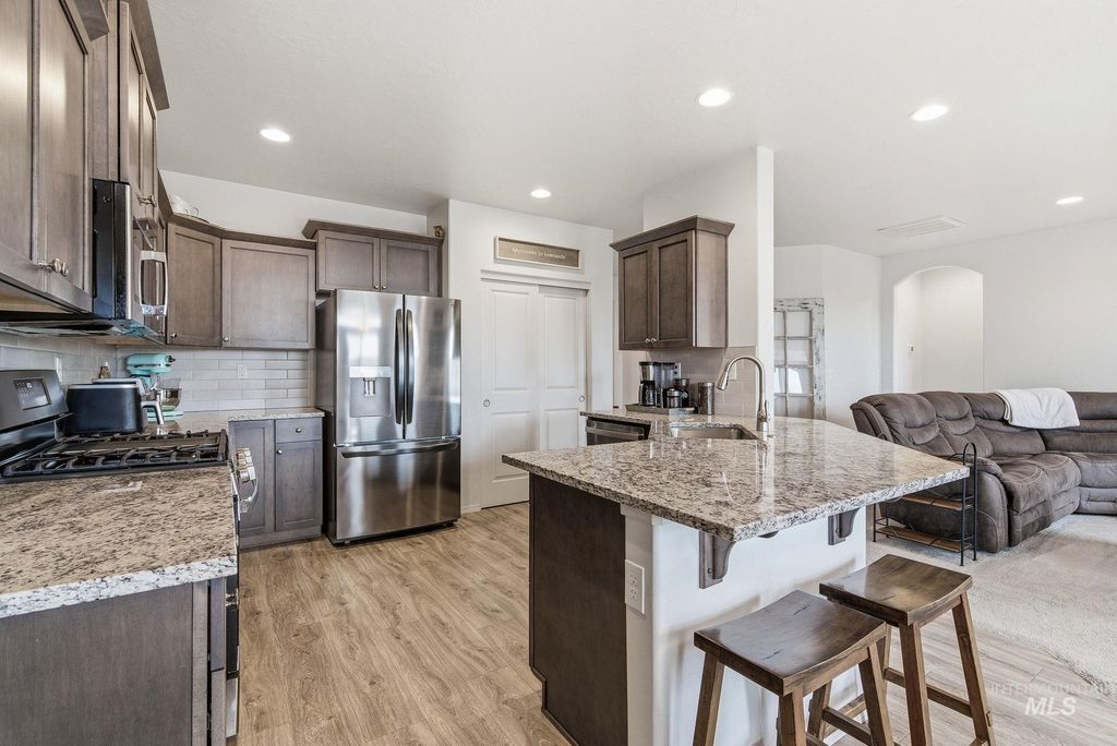 Photo of 14627 Gresham, Caldwell, ID 83607 (MLS # 98971850)