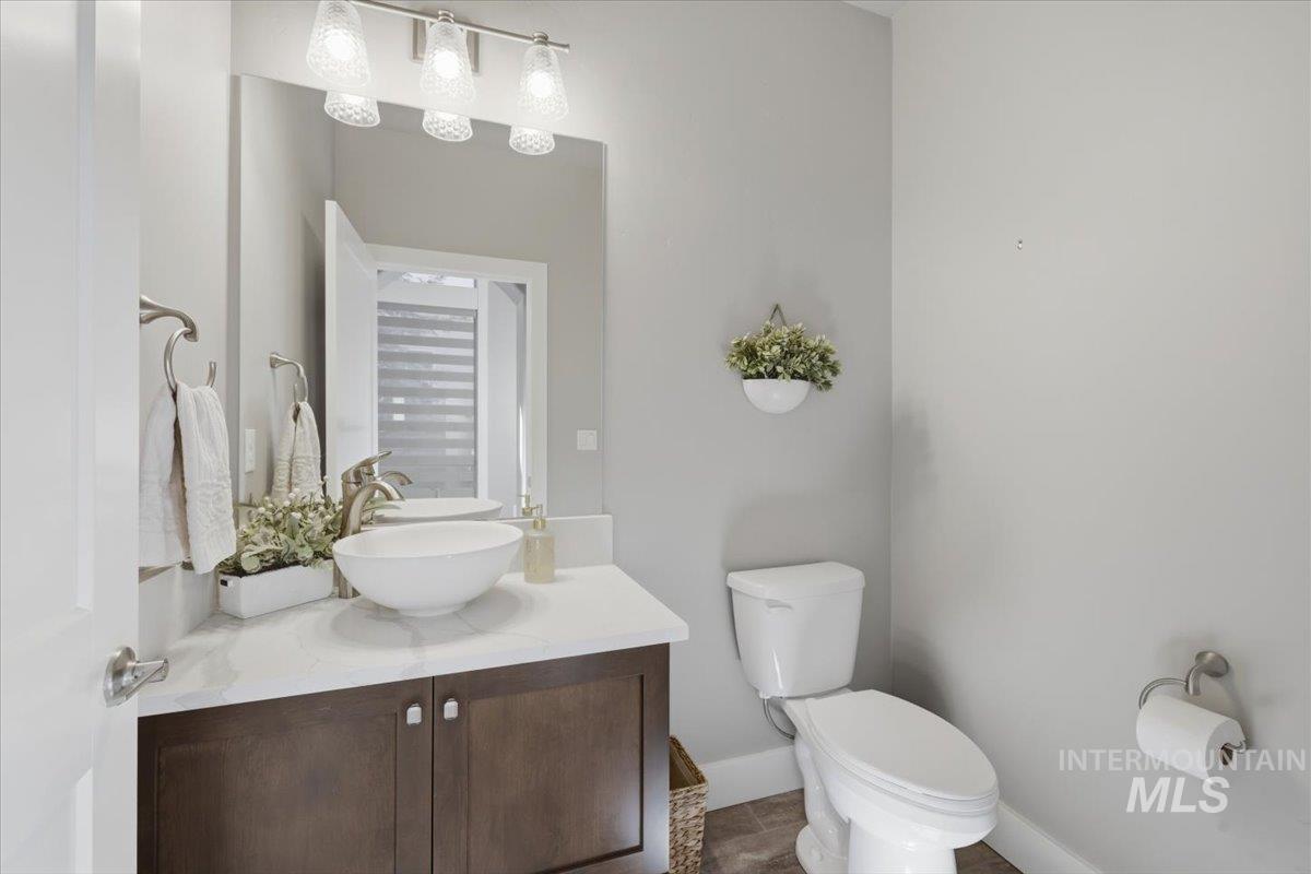 163 W Floating Feather Rd