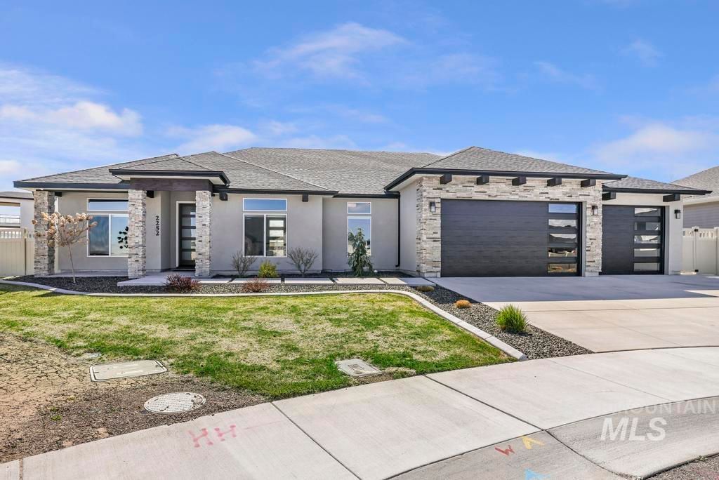 Photo of 2252 Detweiler Place, Twin Falls, ID 83301 (MLS # 98963557)