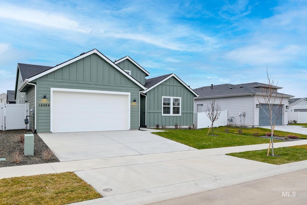 Photo of 14564 Cooper Sunrise Dr, Caldwell, ID 83607 (MLS # 98973770)