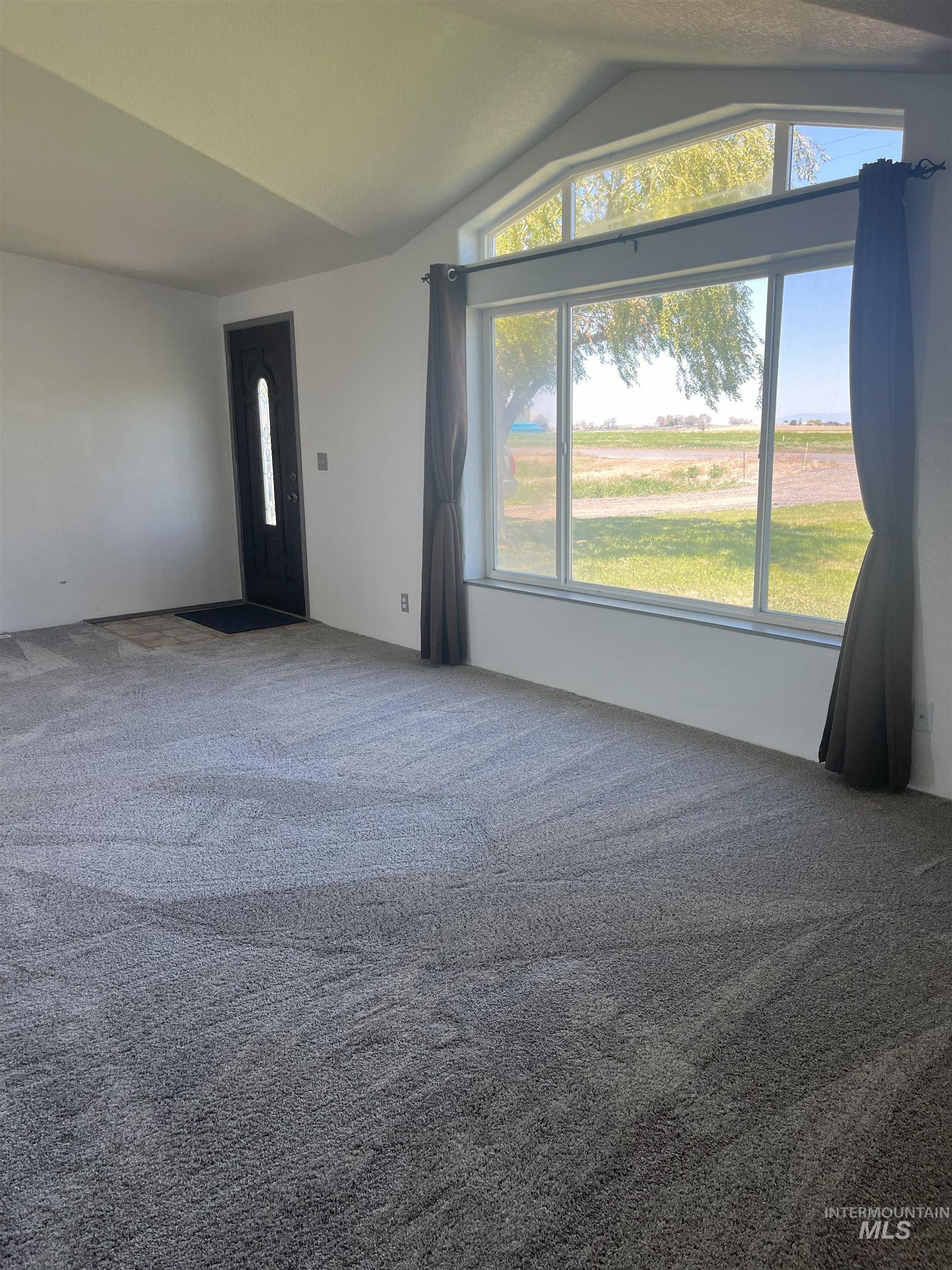 Buhl, Idaho 83316, United States, 3 Bedrooms Bedrooms, ,2 BathroomsBathrooms,Residential,Active,135651