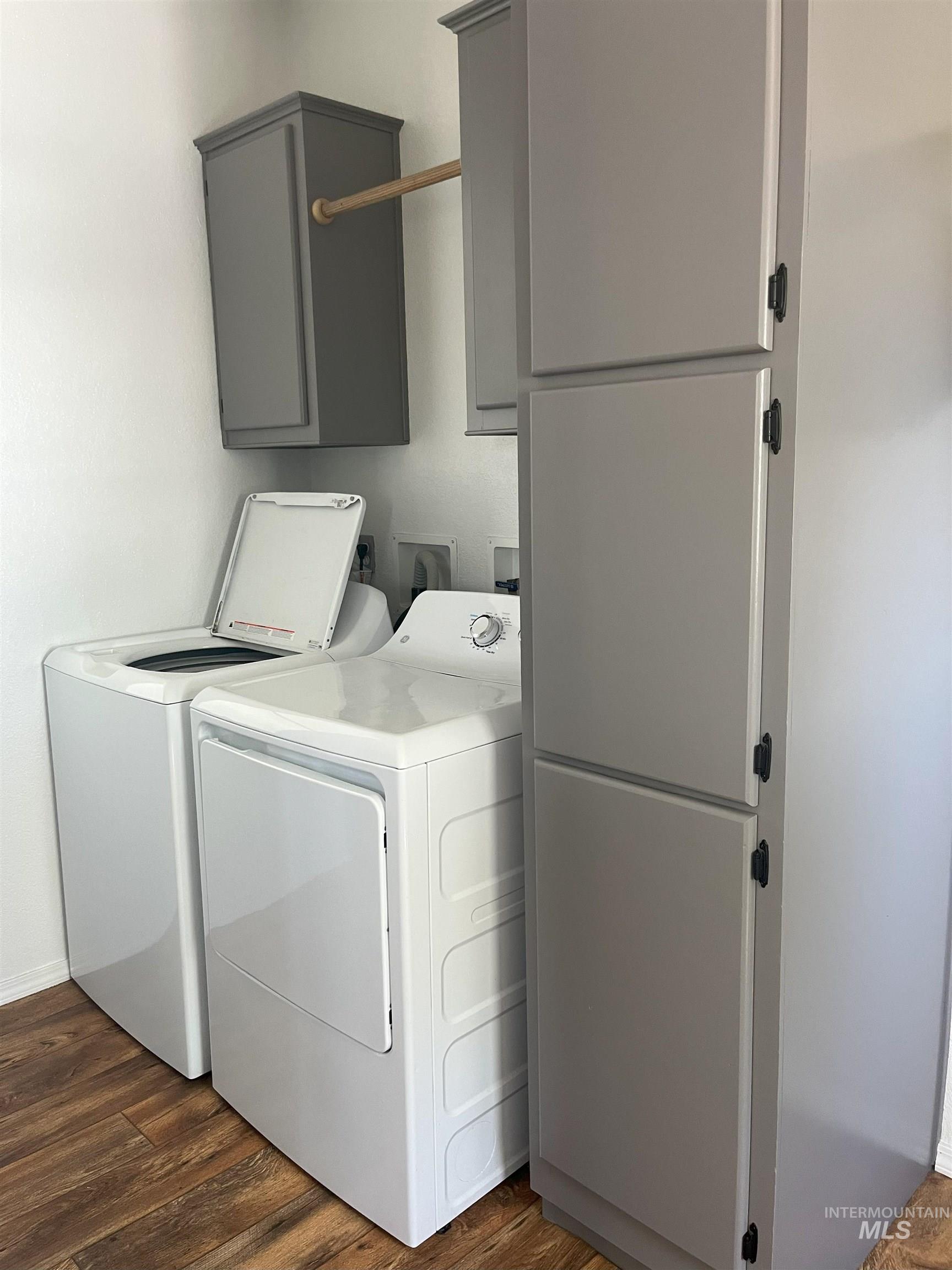 Buhl, Idaho 83316, United States, 3 Bedrooms Bedrooms, ,2 BathroomsBathrooms,Residential,Active,135651