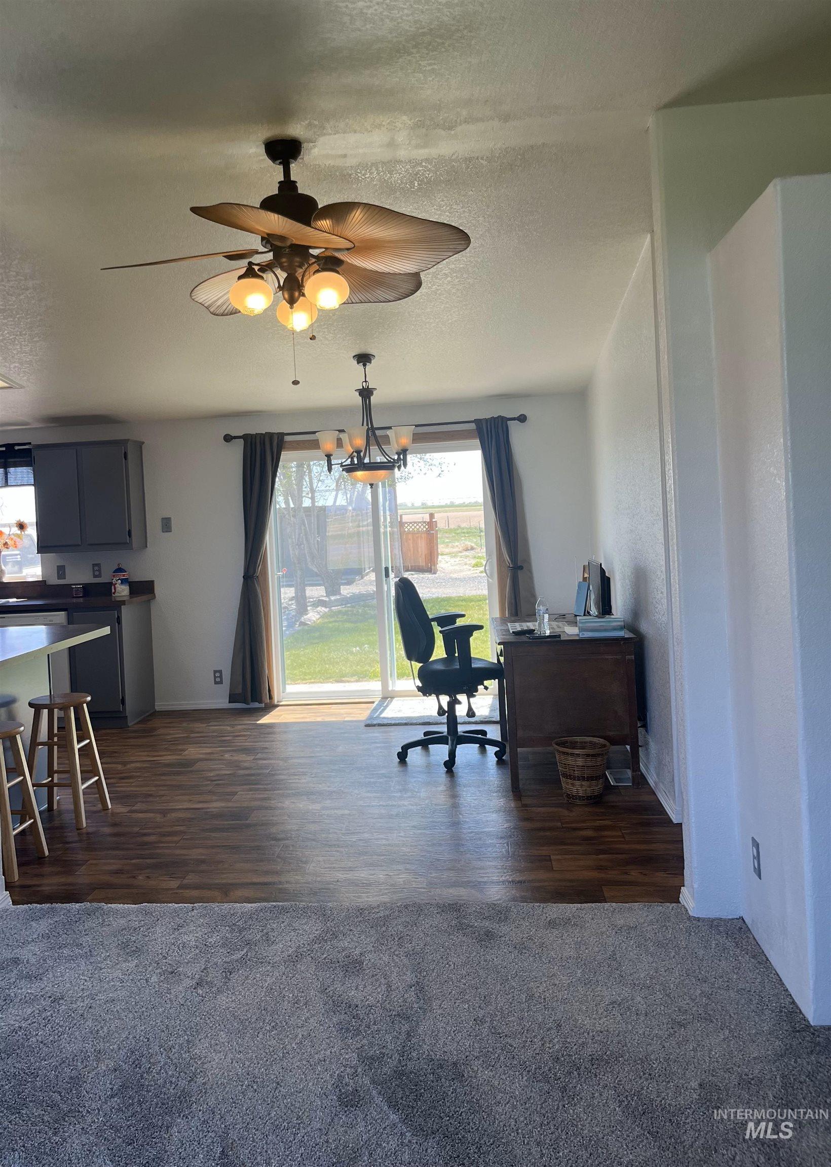 Buhl, Idaho 83316, United States, 3 Bedrooms Bedrooms, ,2 BathroomsBathrooms,Residential,Active,135651