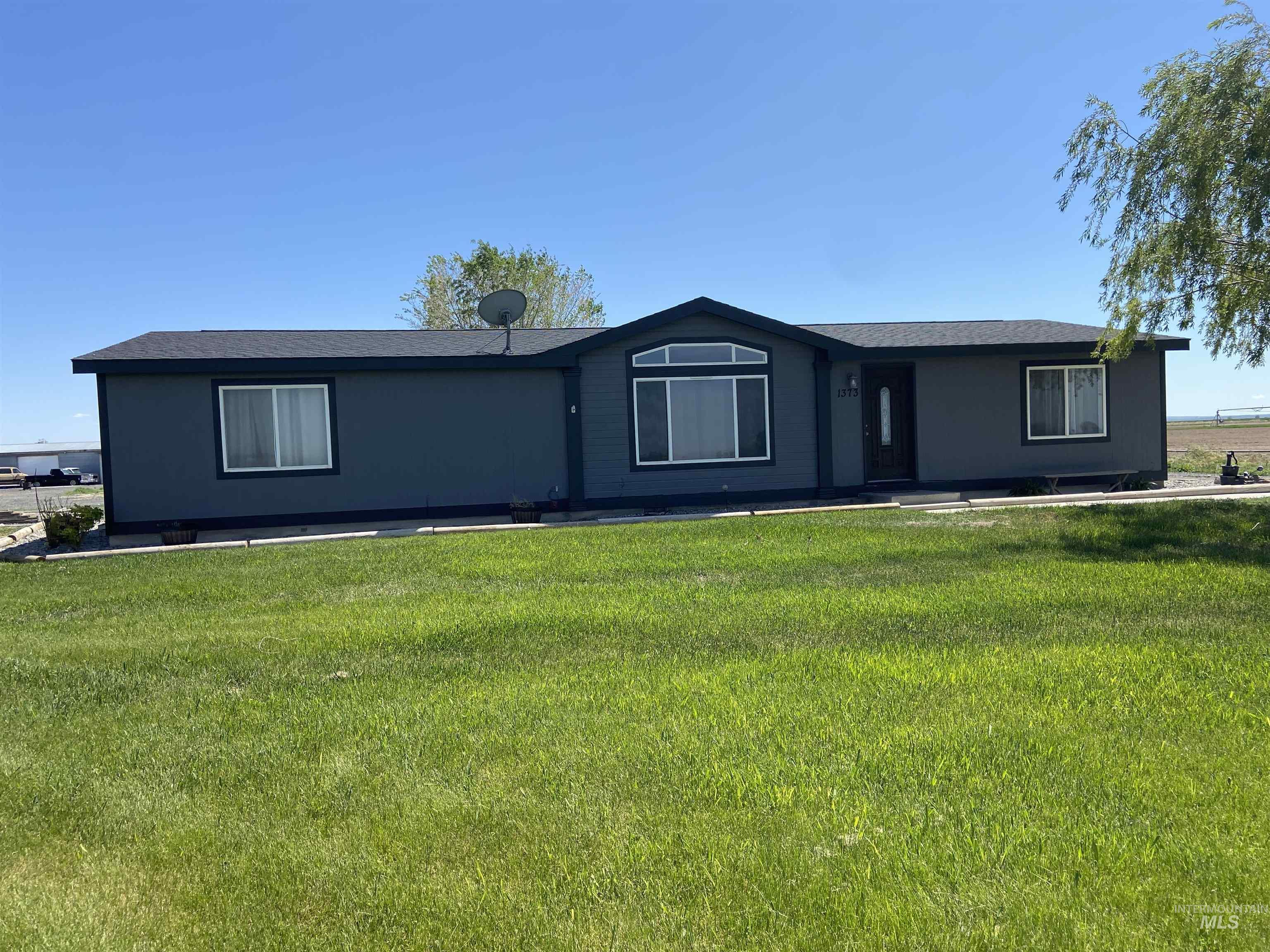 Buhl, Idaho 83316, United States, 3 Bedrooms Bedrooms, ,2 BathroomsBathrooms,Residential,Active,135651