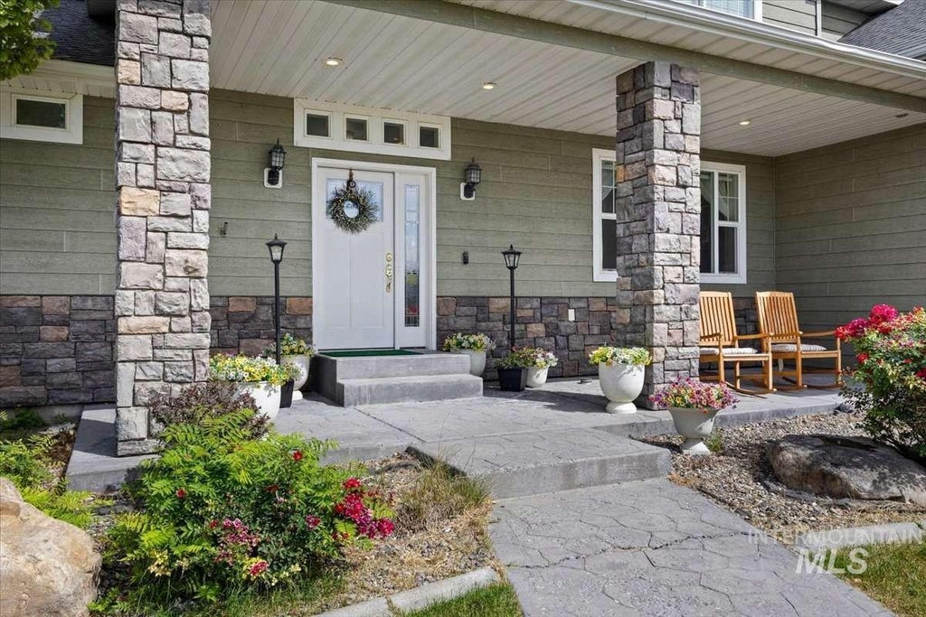 Photo of 1110 Connor Ct, Kimberly, ID 83341 (MLS # 98997549)