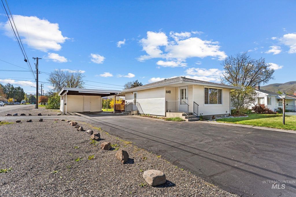 Photo of 1148 Webster Street, Clarkston, WA 99403 (MLS # 98981829)