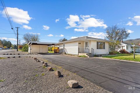 Photo of 1148 Webster Street, Clarkston, WA 99403 (MLS # 98981829)