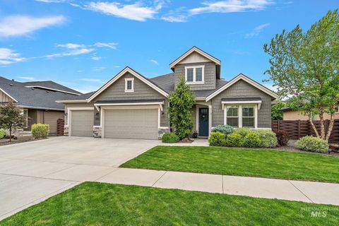 Photo of 6922 N Agrarian Ave, Meridian, ID 83646 (MLS # 98988462)