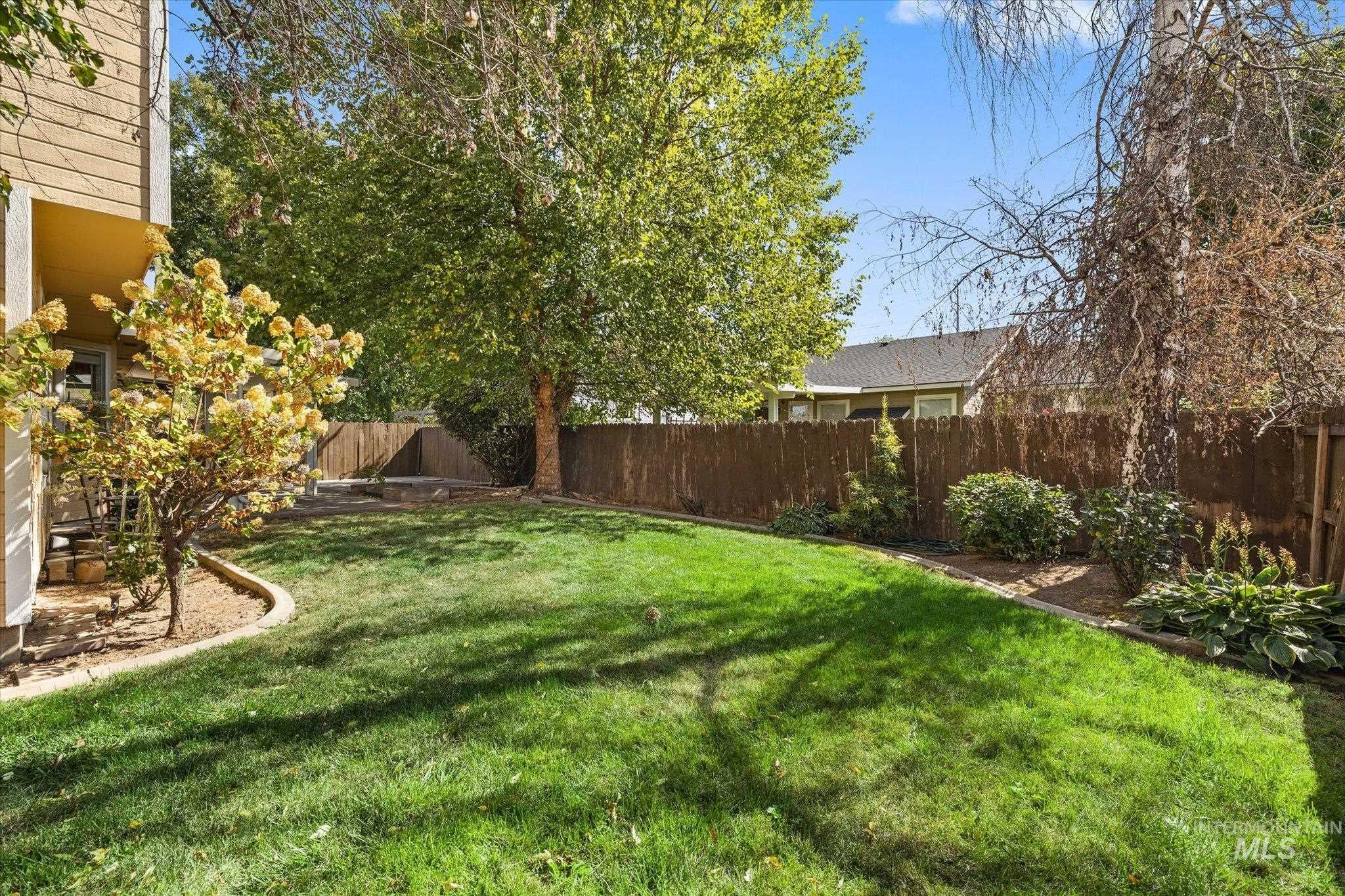 14435 W Redwick Dr