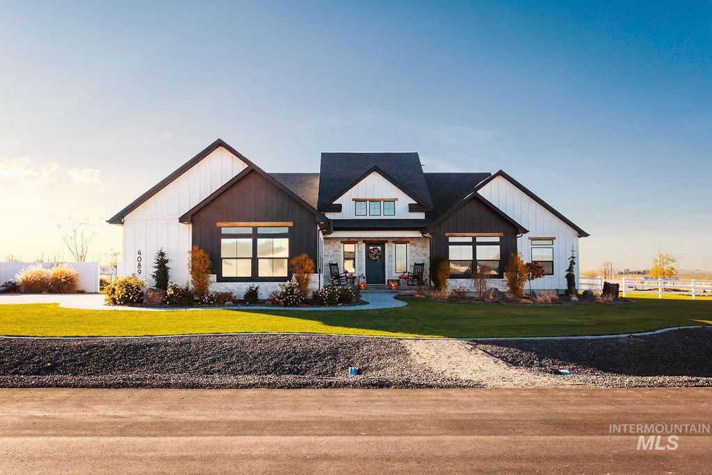 Photo of 4089 2280 E, Filer, ID 83328 (MLS # 98968091)