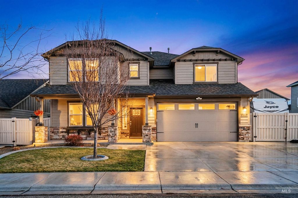Photo of 6796 S Silver Spur Way, Boise, ID 83709 (MLS # 98973001)