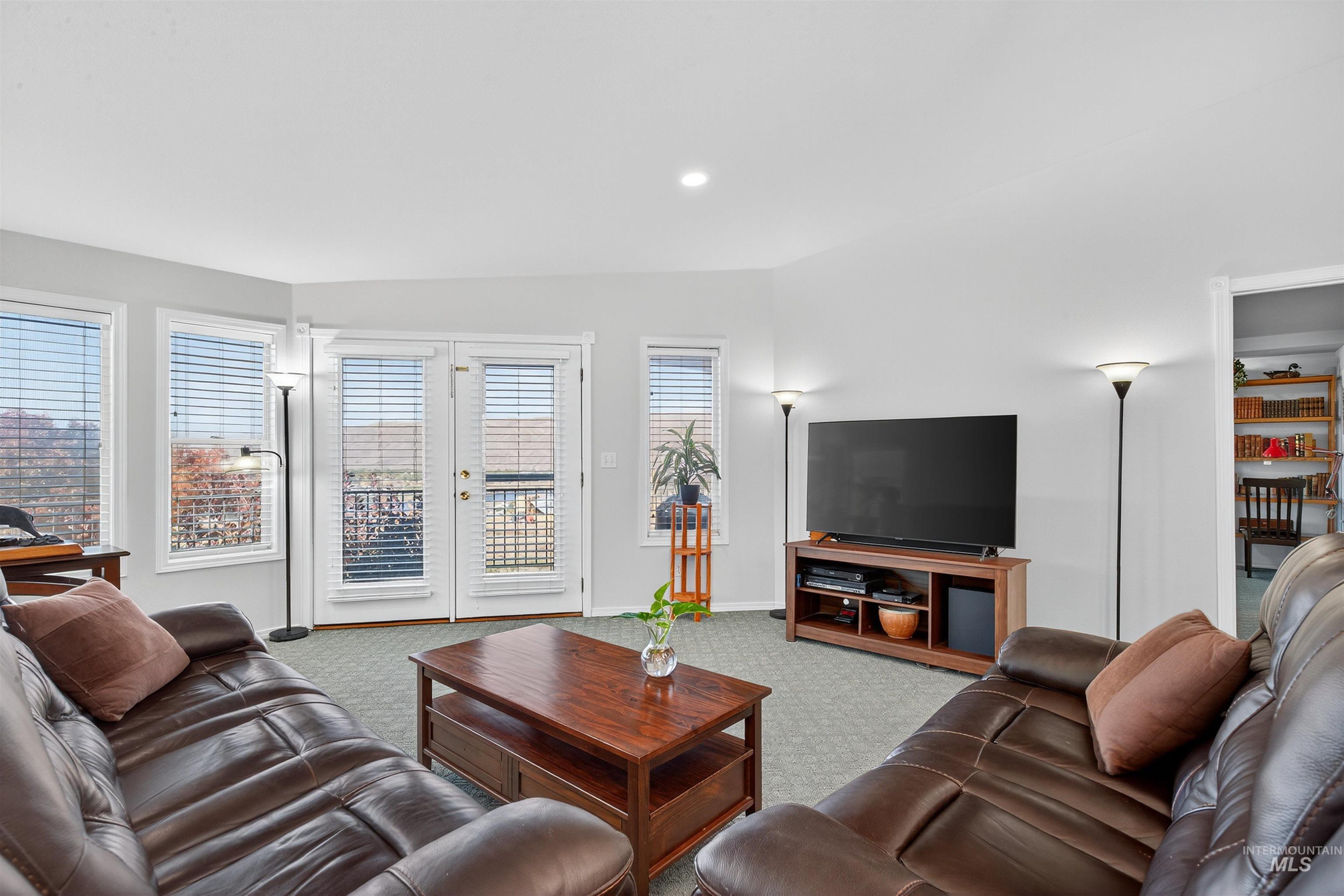 530 Valley Vista Blvd