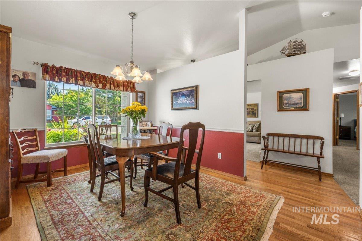 Boise, Idaho 83713, United States, 3 Bedrooms Bedrooms, ,2 BathroomsBathrooms,Residential,Active,182579