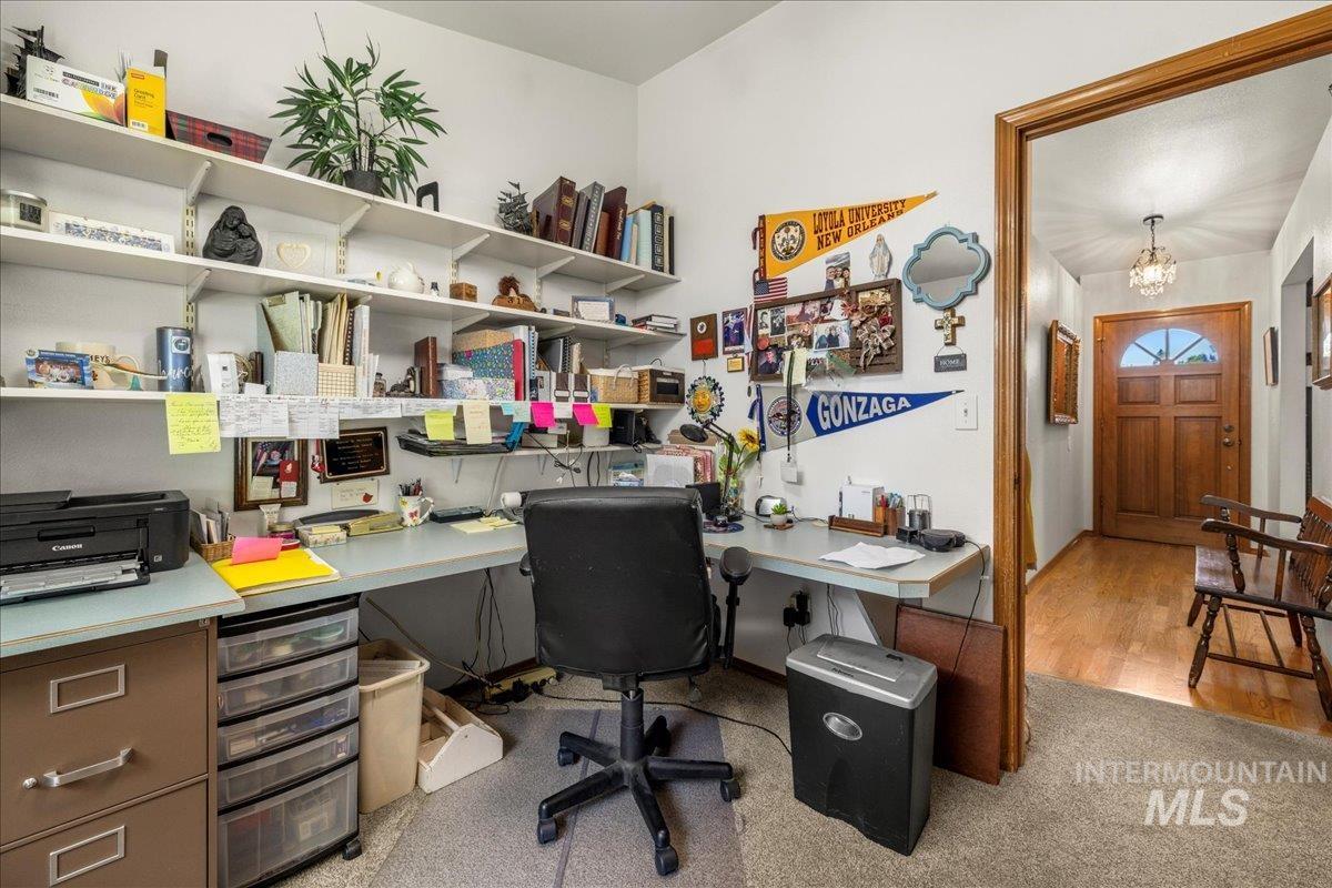 Boise, Idaho 83713, United States, 3 Bedrooms Bedrooms, ,2 BathroomsBathrooms,Residential,Active,182579