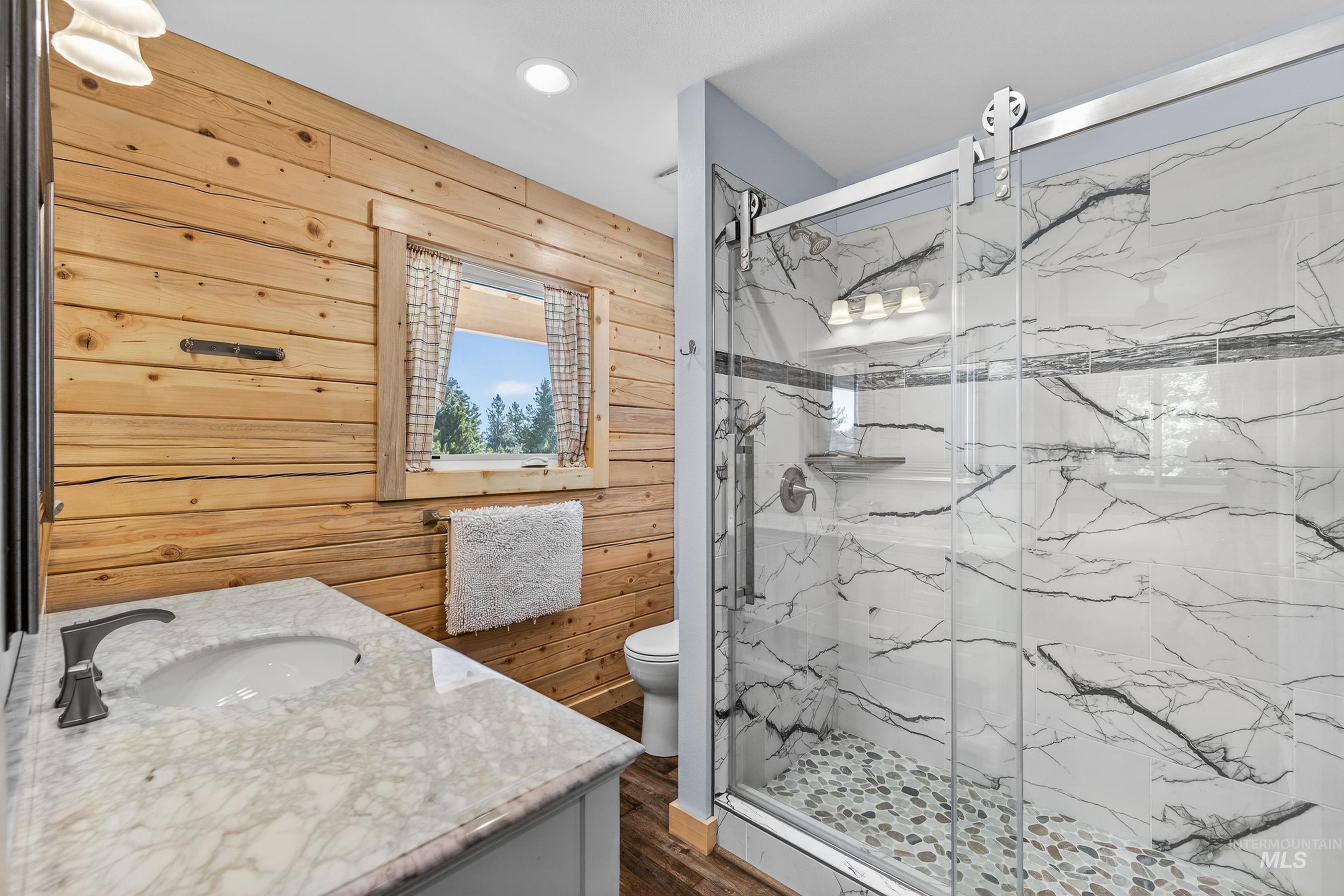 Ensuite bathroom