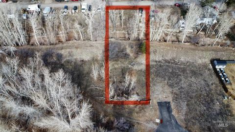 Photo of 600 Riverside Dr, Bellevue, ID 83313 (MLS # 98934895)