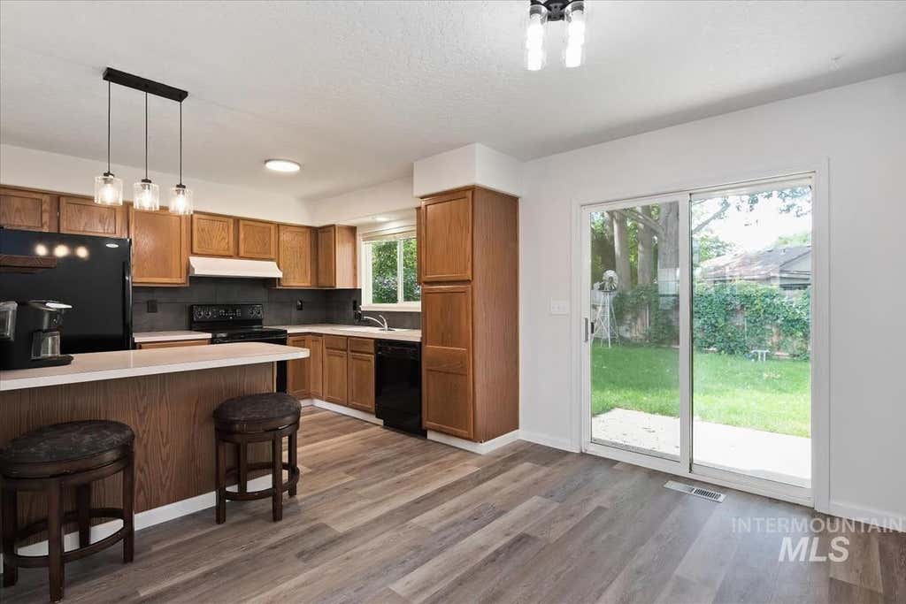 Photo of 609 Purple Sage DR, Nampa, ID 83651 (MLS # 98992190)