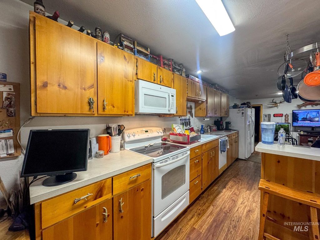 Photo of 218 State St, Juliaetta, ID 83535 (MLS # 98982731)