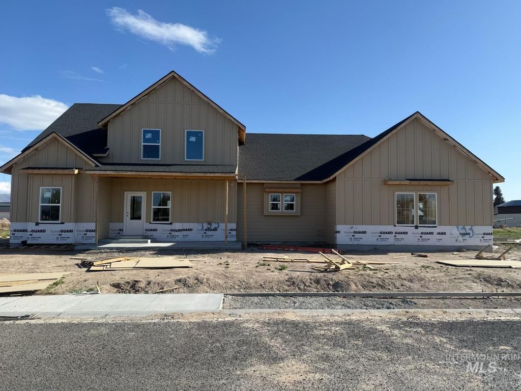 Photo of 933 Coventry Lane, Burley, ID 83318 (MLS # 98983621)