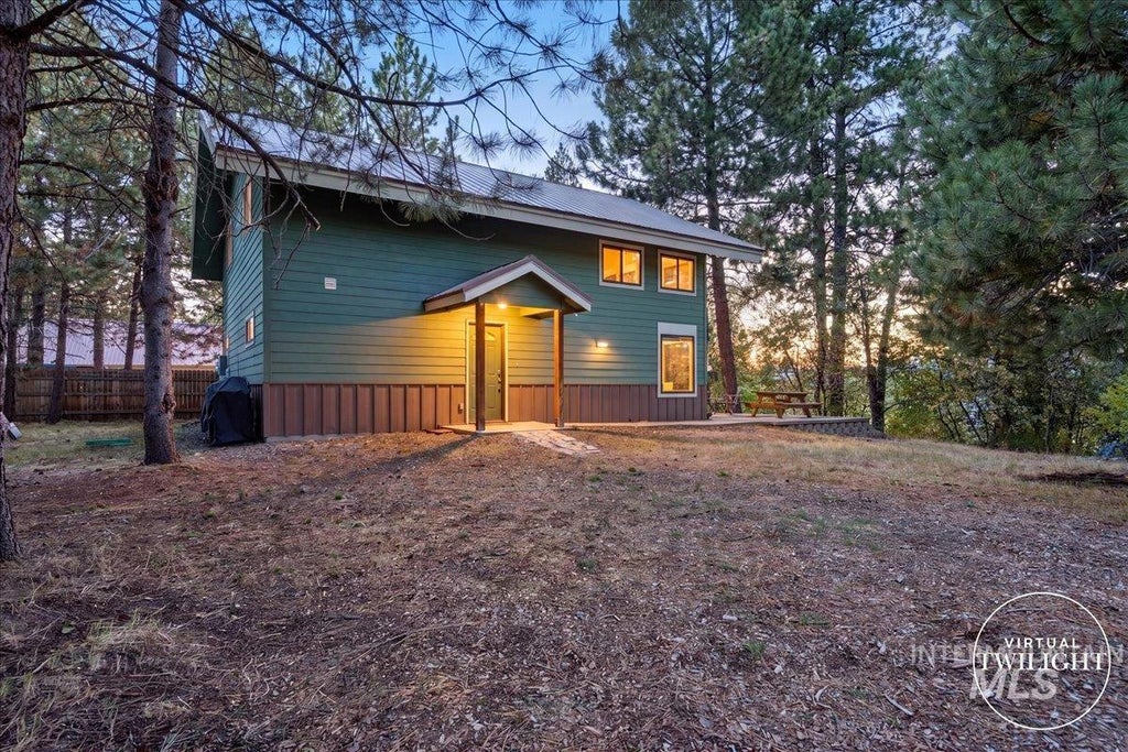 Photo of 84 Golden Place, Donnelly, ID 83615 (MLS # 98998559)