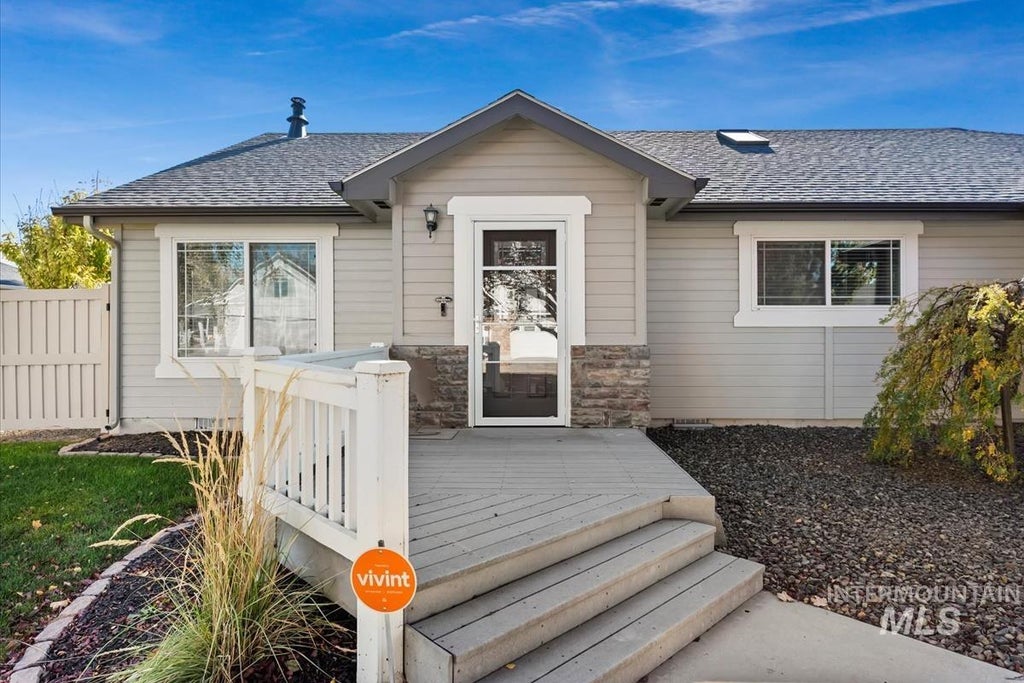 Photo of 2397 W Lincoln Ave, Nampa, ID 83686 (MLS # 99005172)