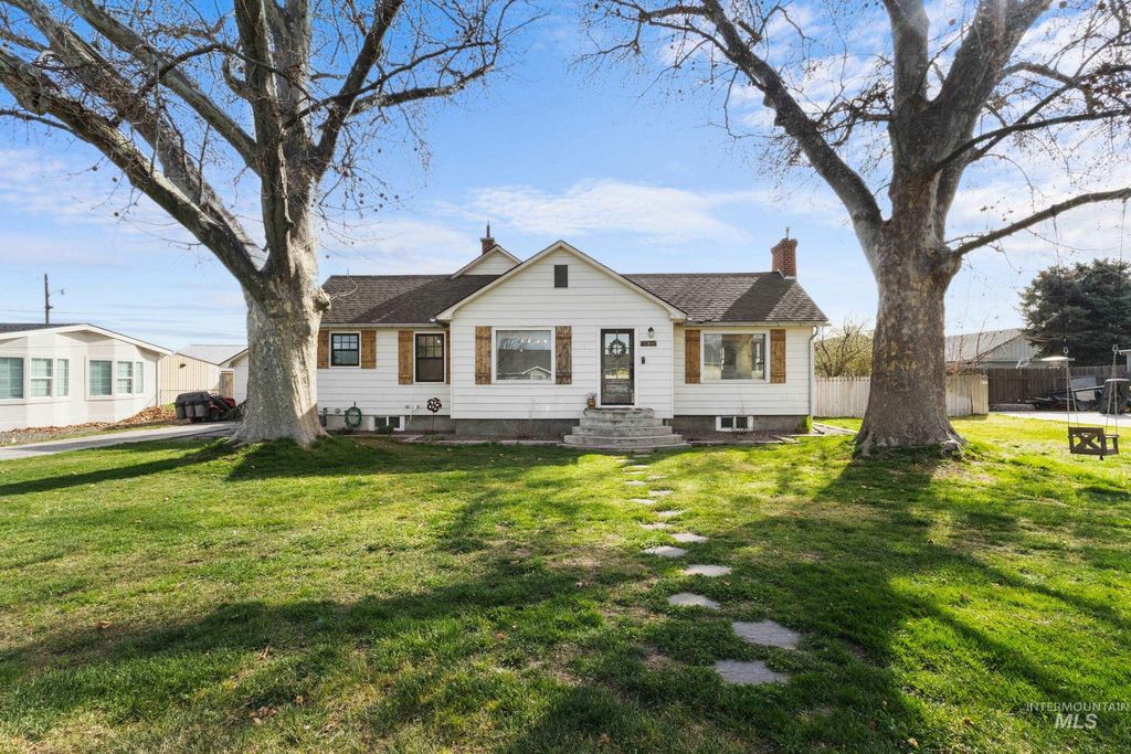 Photo of 4623 S Montana Ave, Caldwell, ID 83607 (MLS # 98979083)