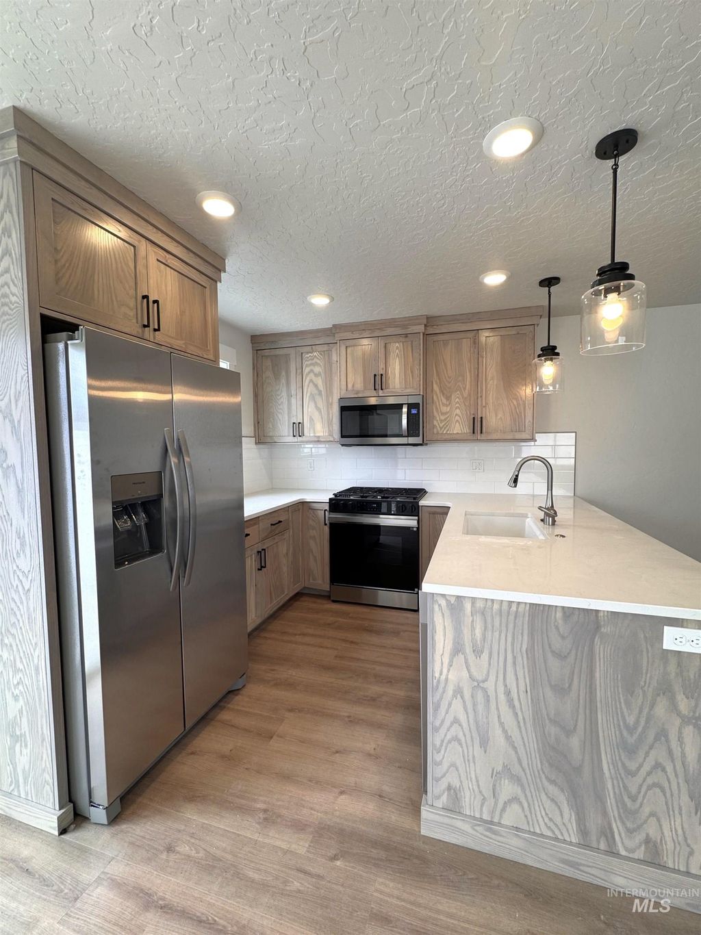 Photo of 108 Holly Ave #Duplex, New Plymouth, ID 83619 (MLS # 98980582)