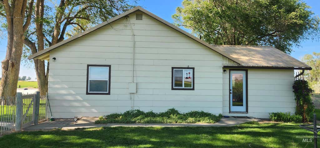 Photo of 1641 3800 N, Buhl, ID 83316 (MLS # 98990633)