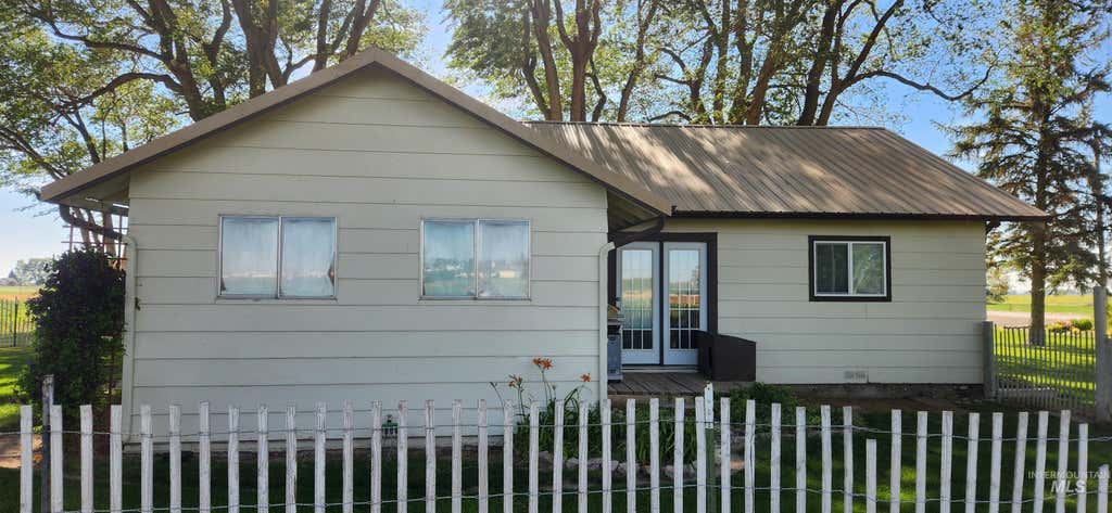 Photo of 1641 3800 N, Buhl, ID 83316 (MLS # 98990633)