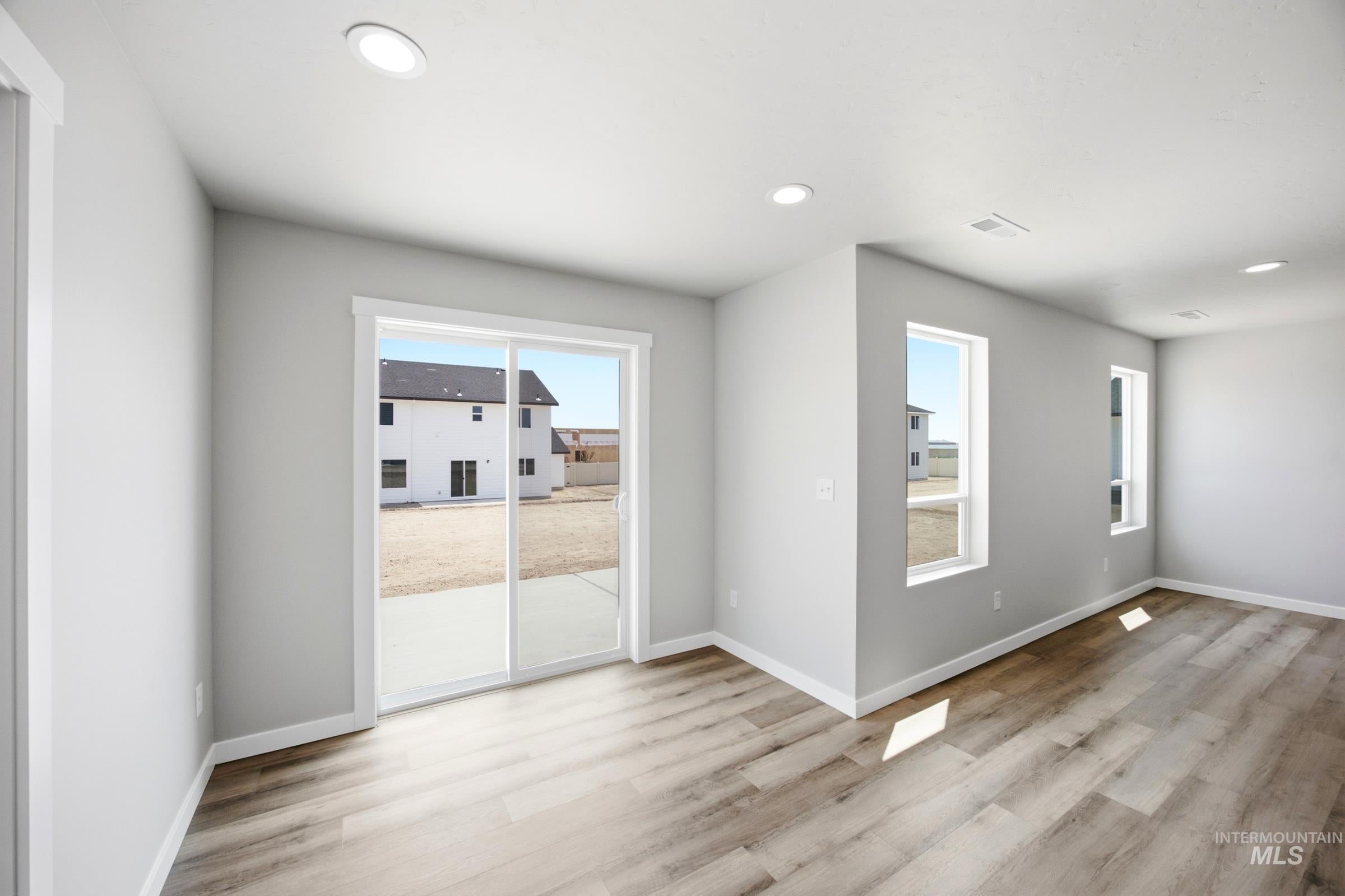 2340 W Red Jasper Dr
