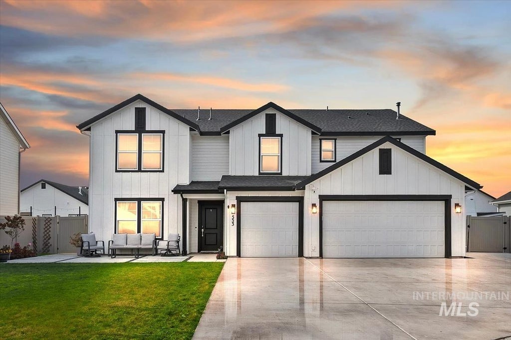 Photo of 553 Limerick Ct, Middleton, ID 83644 (MLS # 99005194)
