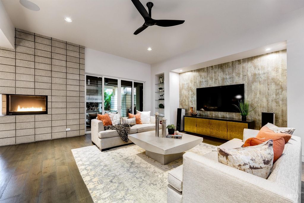 Photo of 375 W Water Vista Drive, Eagle, ID 83616 (MLS # 98971869)