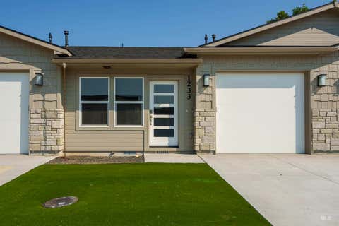 Photo of 1233 Phillips Circle, Ontario, OR 97914 (MLS # 98995988)