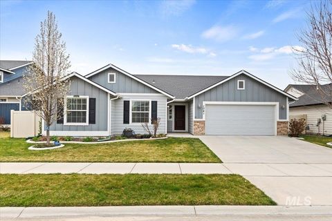 Photo of 1041 E Italy St, Meridian, ID 83642 (MLS # 98979318)