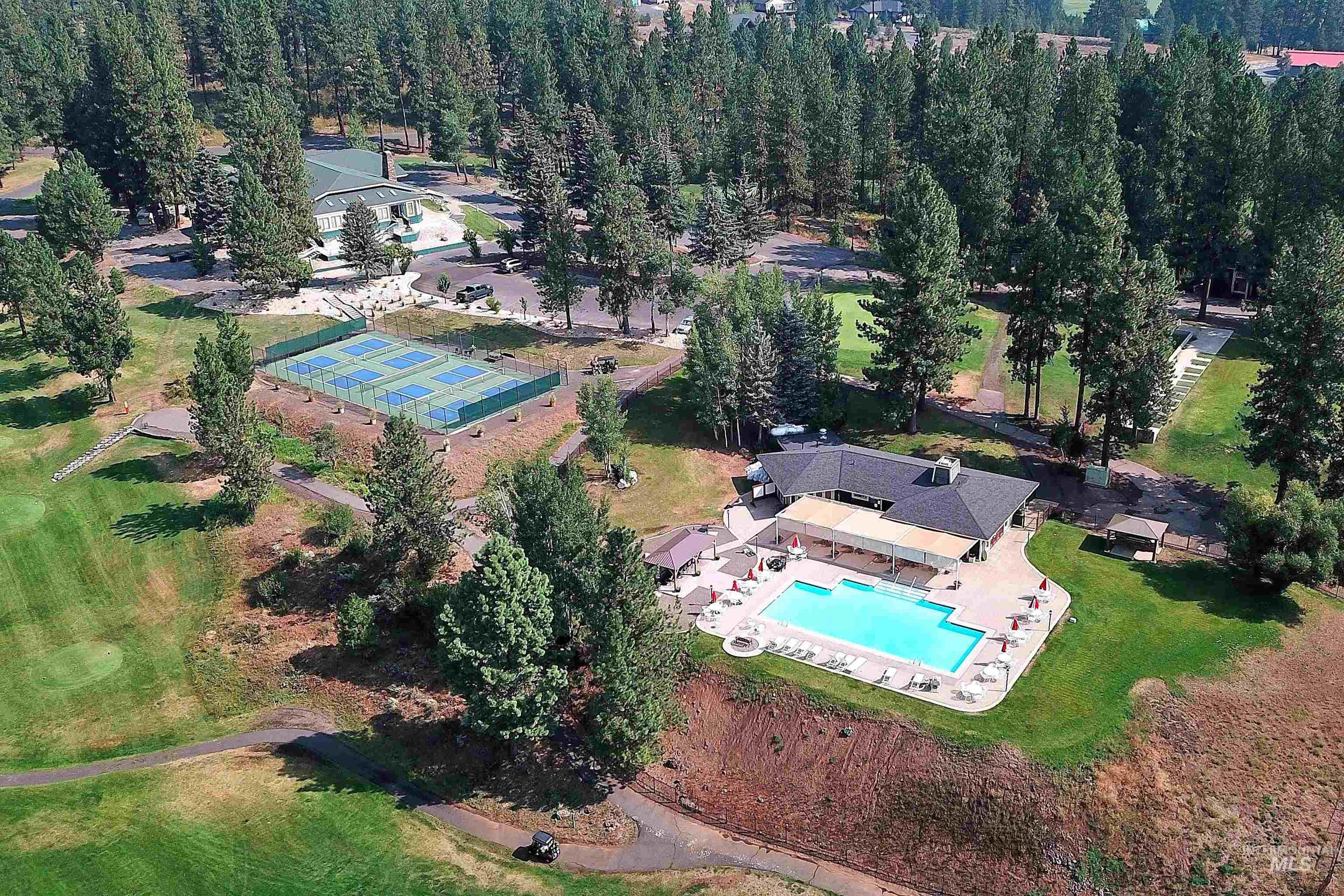 Community Pool and Clubhouse