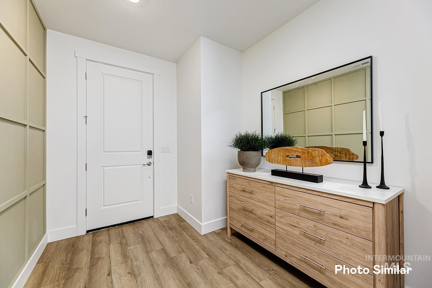 7049 N Daisy Teal Ave