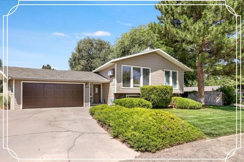 Photo of 842 Grandview Dr, Twin Falls, ID 83301 (MLS # 98957749)