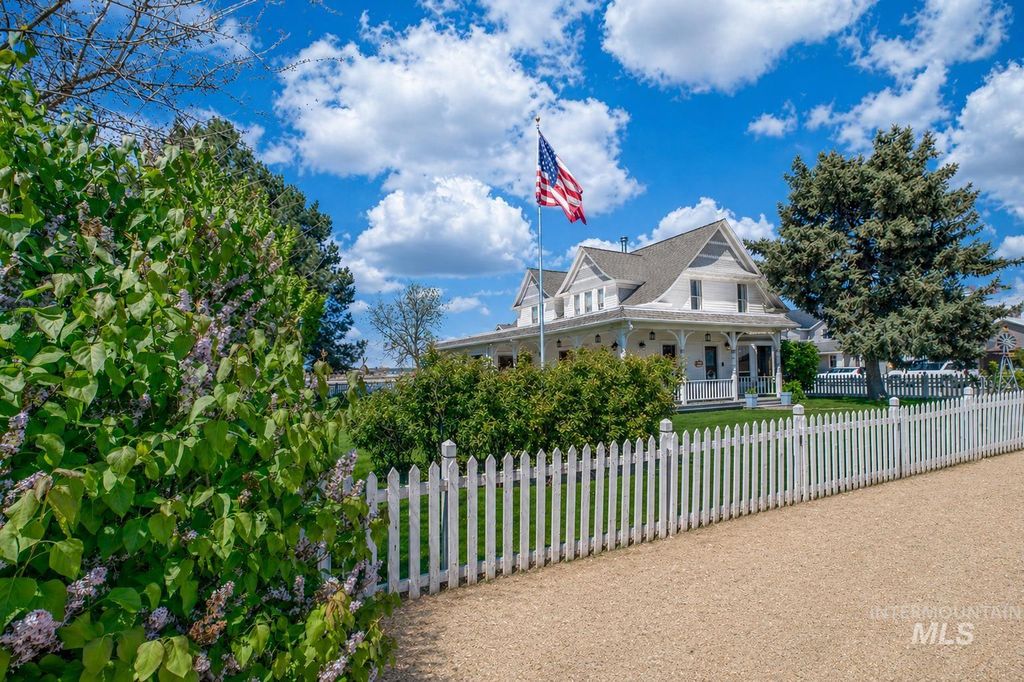 Photo of 12845 Ropers St, Nampa, ID 83651 (MLS # 98984001)