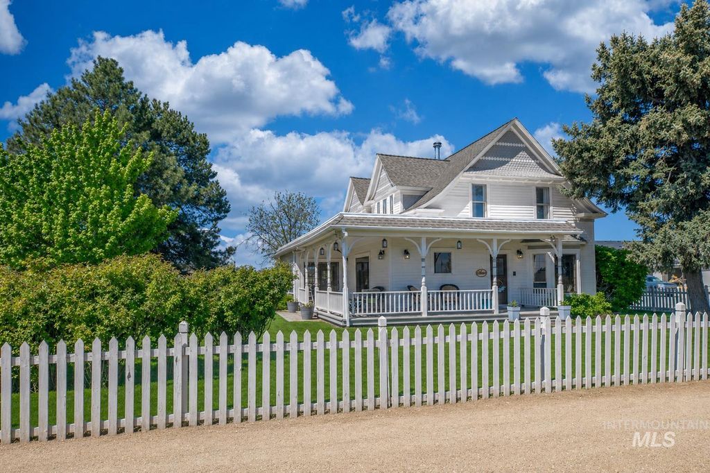 Photo of 12845 Ropers St, Nampa, ID 83651 (MLS # 98984001)