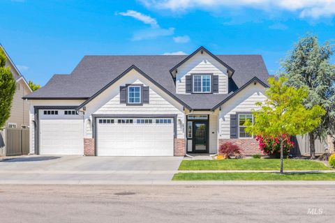 Photo of 5385 S Wayland Ave, Meridian, ID 83642 (MLS # 98948566)