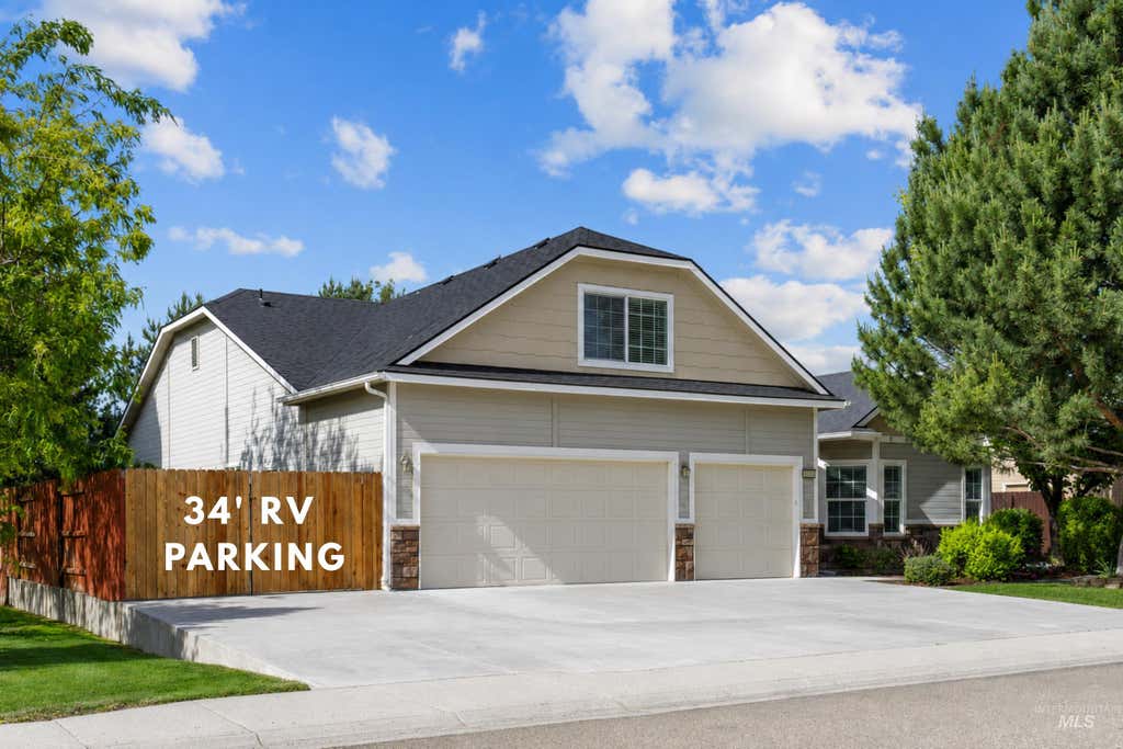 Photo of 10618 Rain Springs Street, Nampa, ID 83686 (MLS # 98988668)