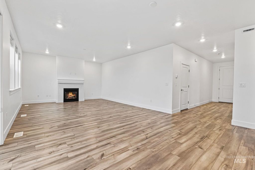 Photo of 14370 Fractus Dr, Caldwell, ID 83607 (MLS # 98969939)