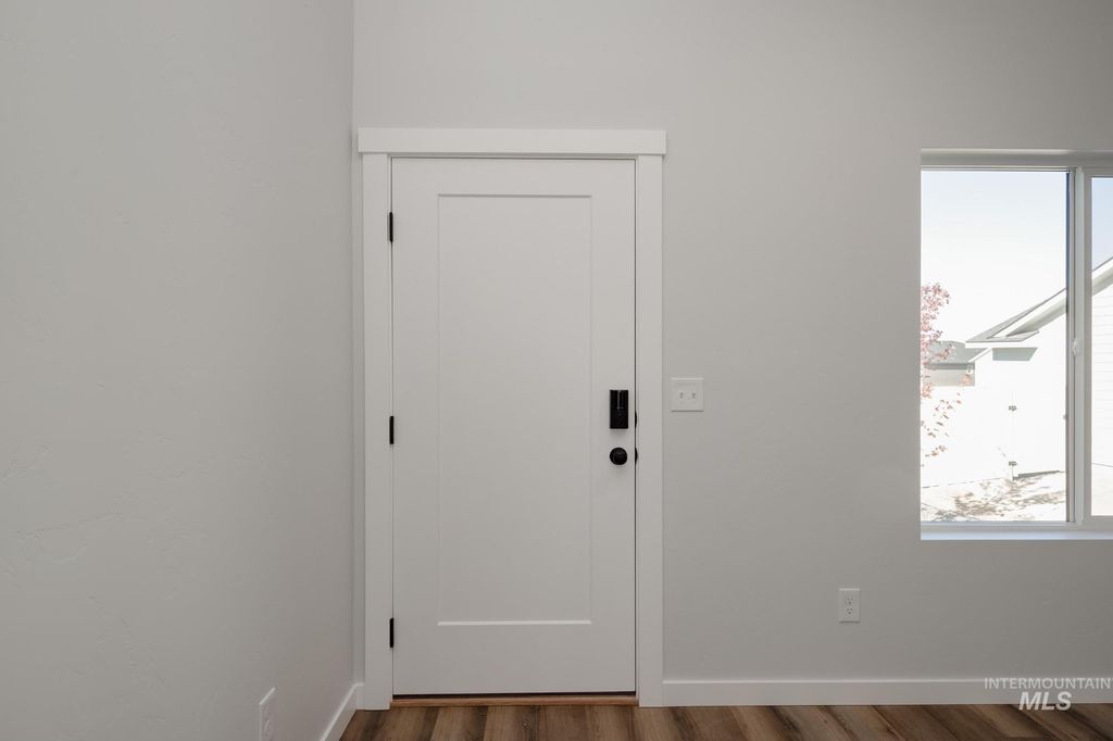 Photo of 5490 S Bittercreek Ave, Meridian, ID 83642 (MLS # 98975513)