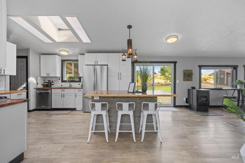 Photo of 5890 El Paso Road, Emmett, ID 83617 (MLS # 98962801)