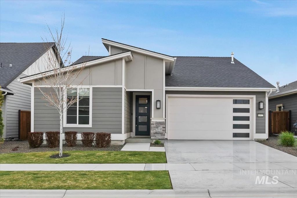 Photo of 11927 S Integrity Ln, Kuna, ID 83634 (MLS # 98982623)