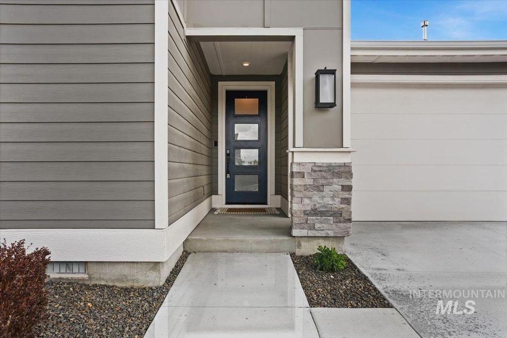 Photo of 11927 S Integrity Ln, Kuna, ID 83634 (MLS # 98982623)